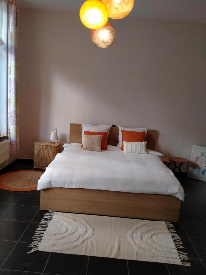 Appartamento 'Nulle Part Ailleurs' Dinant Esterno foto